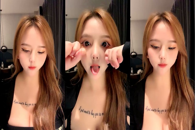 真~网红女神！难得露穴诱惑！掏出D奶揉捏超柔软，一线天极品馒头穴，超粉嫩简直极品