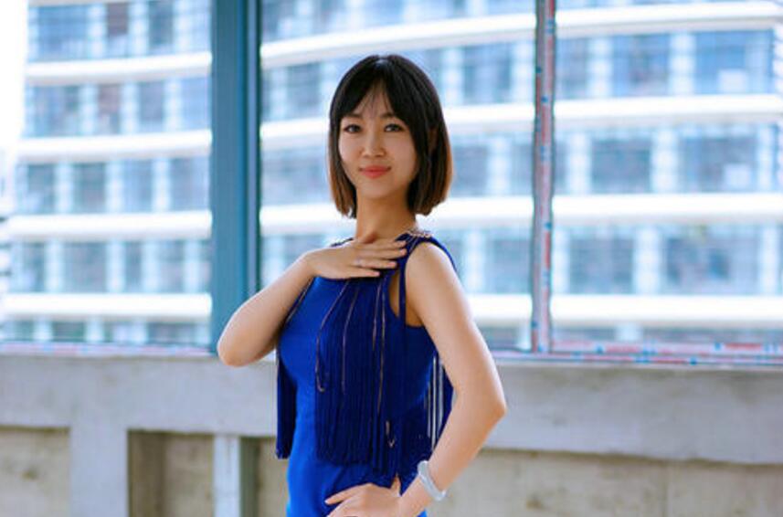 雀儿满天飞探花约了个少妇啪啪口交上位骑乘按着猛操体验无套插嘴抽插