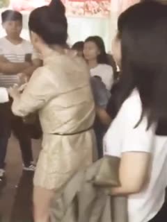 @20205617368 用户上传：原配当街暴打小三