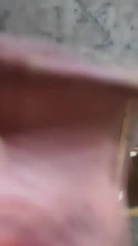 楼凤探花小黑在小巷被陌生男用手指一路逃缓过神来去鸡窝找个年轻楼凤吃快餐现在的探花都提心吊胆的