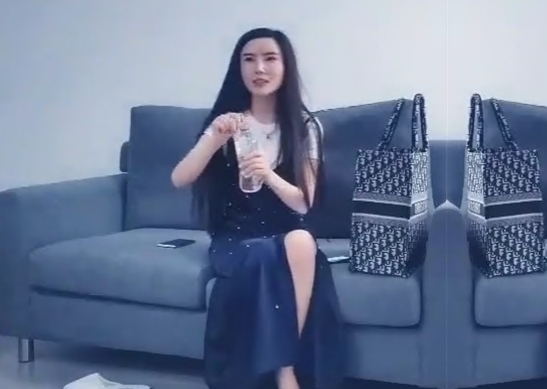 身材很不错的御姐