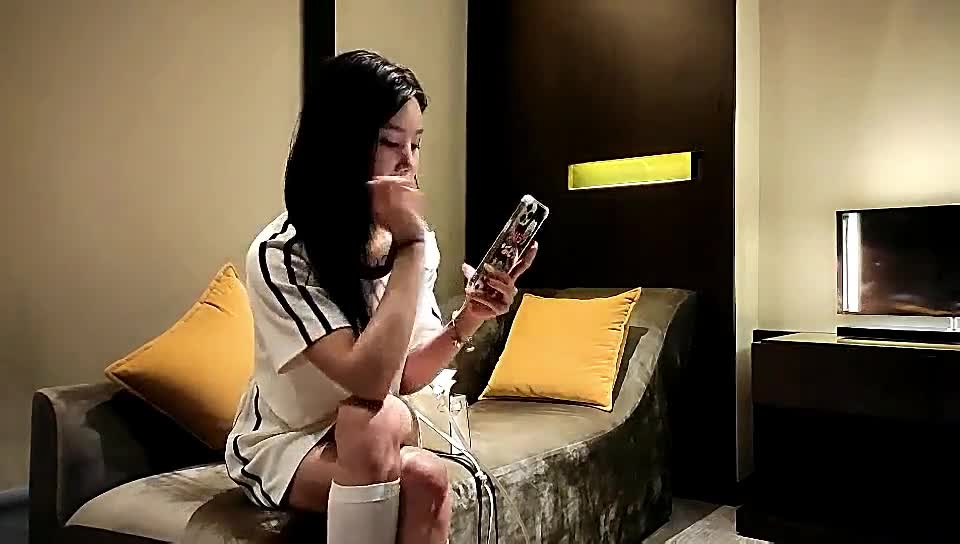 KU【探花】小宝寻花，极品清纯外围女神，胸大臀翘，肤白貌美，高抬玉腿任意抽插，高清源码录制