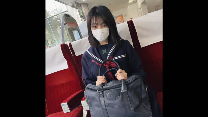 FC2-3195640 初撮影！！中◯生から突如現れた義理のち◯親に性的虐◯を受け続けた訳あり女子◯生・・・その背景を知りながも己の欲の為密室に連れ込み2回連続膣内射精！！