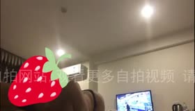 成都街头钓上的辣妹子