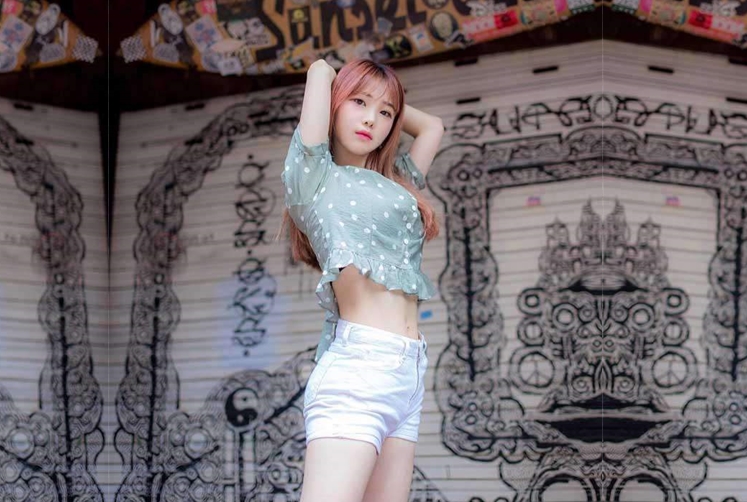 泡良达人探探最新猎物极品良家女神高颜值大长腿粉嫩鲍鱼抽插