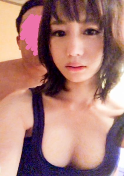 かすみ_22歳 イチャラ_ットショッ店員_の○(能年○奈)