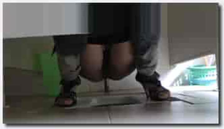 厕所偷拍系列第1期第1013季~第1期第10季~高跟 不错~00002