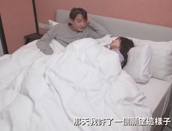 独家剧情新春特辑：欲求不满的人妻解放自我，主动讨要丈夫大肉棒激情打炮欢度春节！