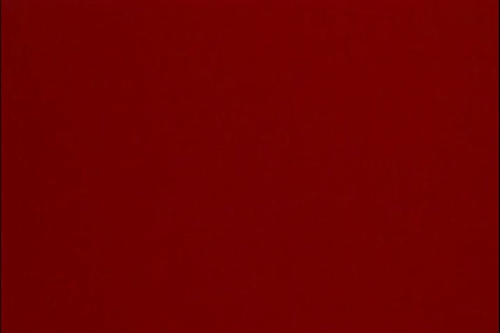 性感漂亮的牛仔短裙美女和刚认识的网友一起吃夜宵时喝醉了被带到酒店一件件脱掉衣服尽情啪啪