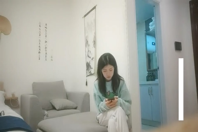 guochan19岁的一本学妹各种AV姿势干