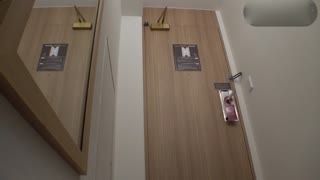 叫小姐来的居然是旧同事