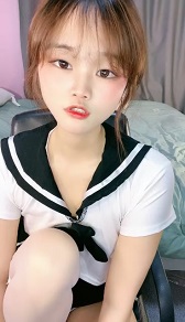 卡哇伊03年娇小萝莉 学生制服 认真舔着屌 腰细屁股骑坐