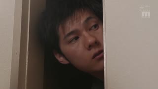 被侵入者侵犯的5日間、看到第三天姊姊墮落而勃起的我。 美谷朱里 MIAA-143