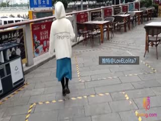 淫奴母狗 超顶推特调教母狗大神▌我不是AV男优▌古城露出江景房激战 菊穴双插双目失神 内射后庭精彩对话