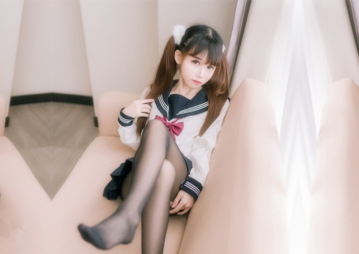 JK装双马尾小妹浴室一起洗澡花臂纹身身材不错一手抓美乳69姿势互舔