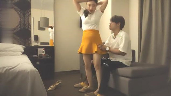 中秋约操外围网红御姐传说黑丝操