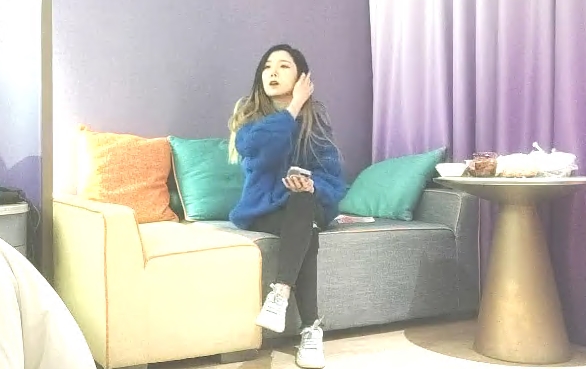 探花界劳模23岁兼职小姐姐大鸡巴一口含不下69舔穴暴力干逼高潮迭起必看佳作