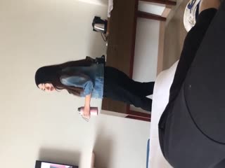 大屌哥ssshhh456-紧致包臀牛仔尤物女神完美口活褪去衣服翘白臀等待爆插