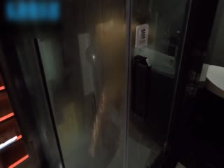 有钱人高级主题宾馆高价约炮已有男友的98年165苗条大波气质美眉换两套情趣连屌2次