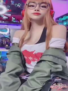cosplay妹子拍下片段