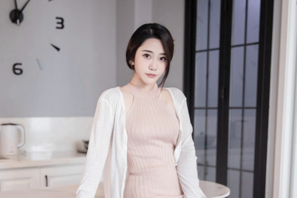 高级会所大保健美女技师全套服务胸推臀推口交毒龙再操骚货