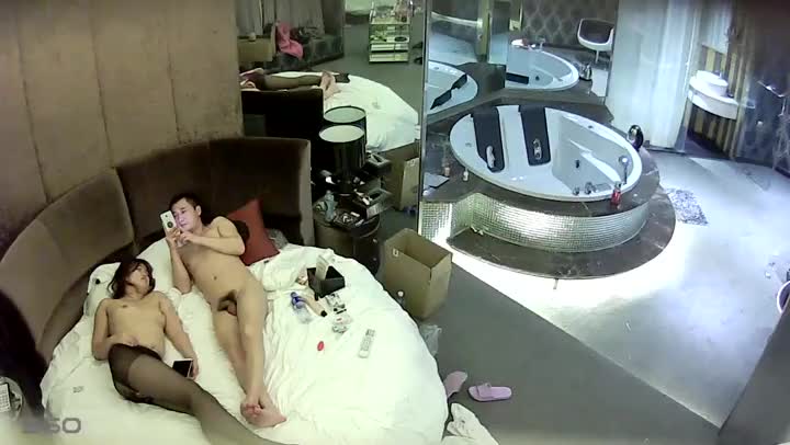 酒店偷拍系列20170103 冰女~2017 01 04 00 58 33 458