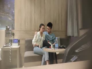 身材很棒的甜美小姐姐 不知道去哪喝多了，和小哥哭诉了自己被家人压榨的血泪史