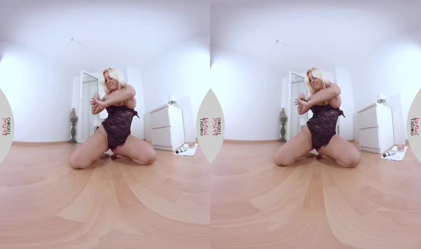 金发美女