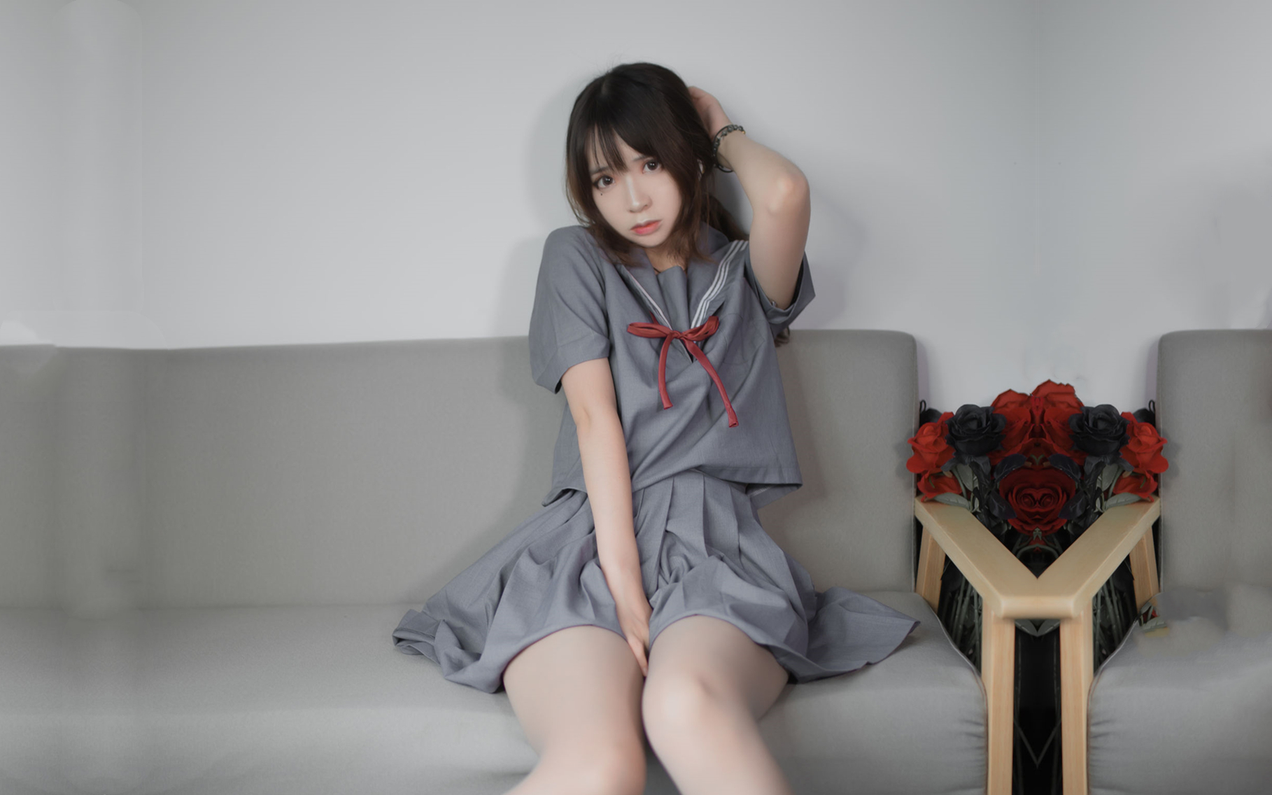 绅士福利JK制服嫩妹子
