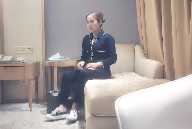 阿呆寻花越来小少妇骑身上舌吻洗完澡开操互摸调情抬起双腿抽插猛操爽了呻吟娇喘连连