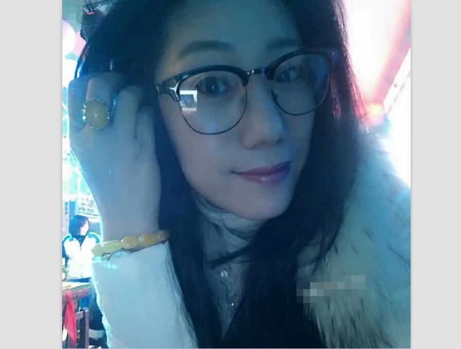 约炮背着老公出来开房的御姐型极品美少妇对白淫荡刺激高潮怕声音太大用内裤塞着嘴巴干