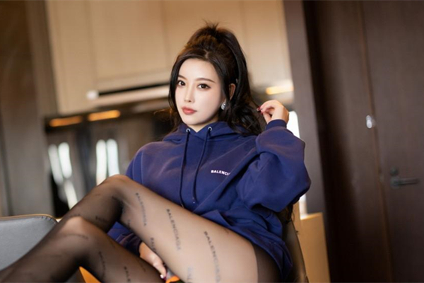 漂亮小姐姐喜欢重口味