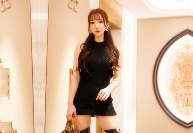 老渣带你去寻花退役外围女神漂亮温柔体贴含情脉脉勾魂妩媚暧昧灯光下浓情蜜意