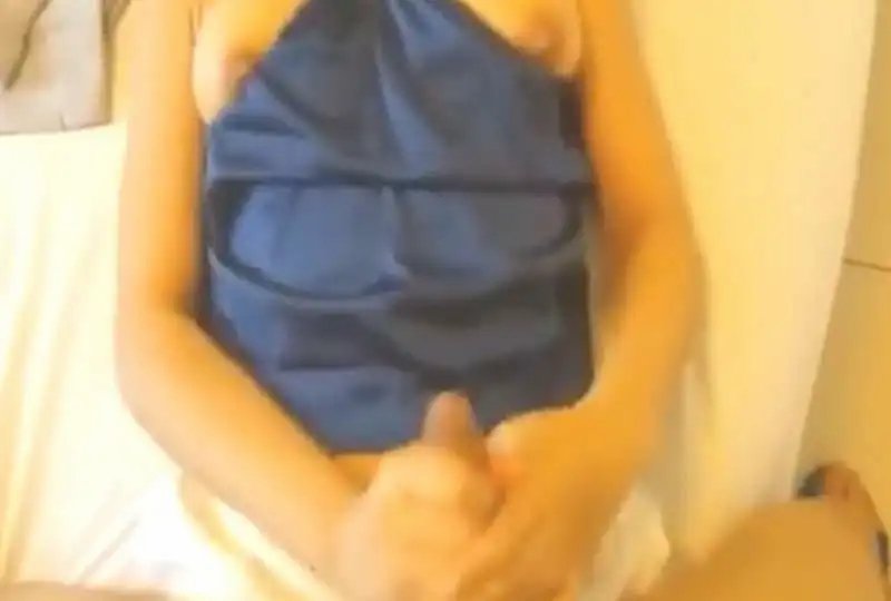 早上起来就是要来一泡边干边抓她的水嫩奶