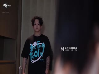 MMZ022 _ 綠茶空姐小心機 _ 劈腿父子性愛誘惑