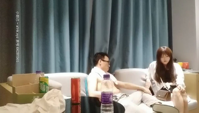 探炮小哥_三月二十九号肉体碰撞啪啪