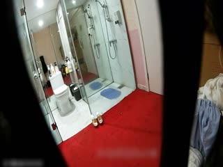 高价购得名门夜宴极品女神级性感模特酒店拍摄封面广告卫生间换衣和洗澡时被工作人员偷装摄像机偷拍