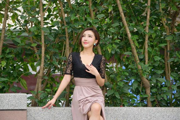 良家小少妇的诱惑全程口交炮友发骚淫声荡语上位啪啪