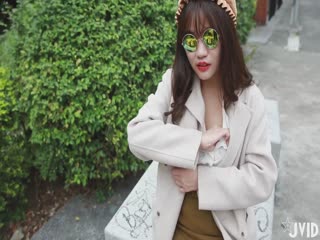 〖全裸露点掰开含抽插流水影片素人开发系列〗野外极限の露出塞满了跳蛋调教到连续高潮湿禁高清11080P版