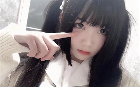 福利姬野餐兔露脸视频