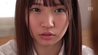 MIAA-356第一次交女友的我和青梅竹馬練習做愛和中出