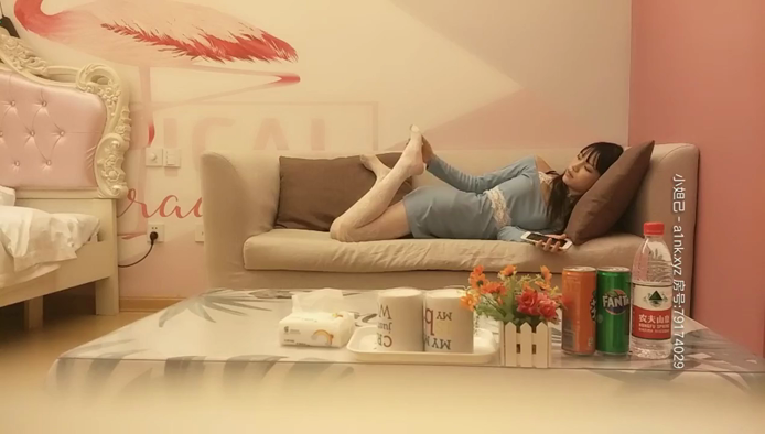 姐妹探花_四月十号啪啪第一场