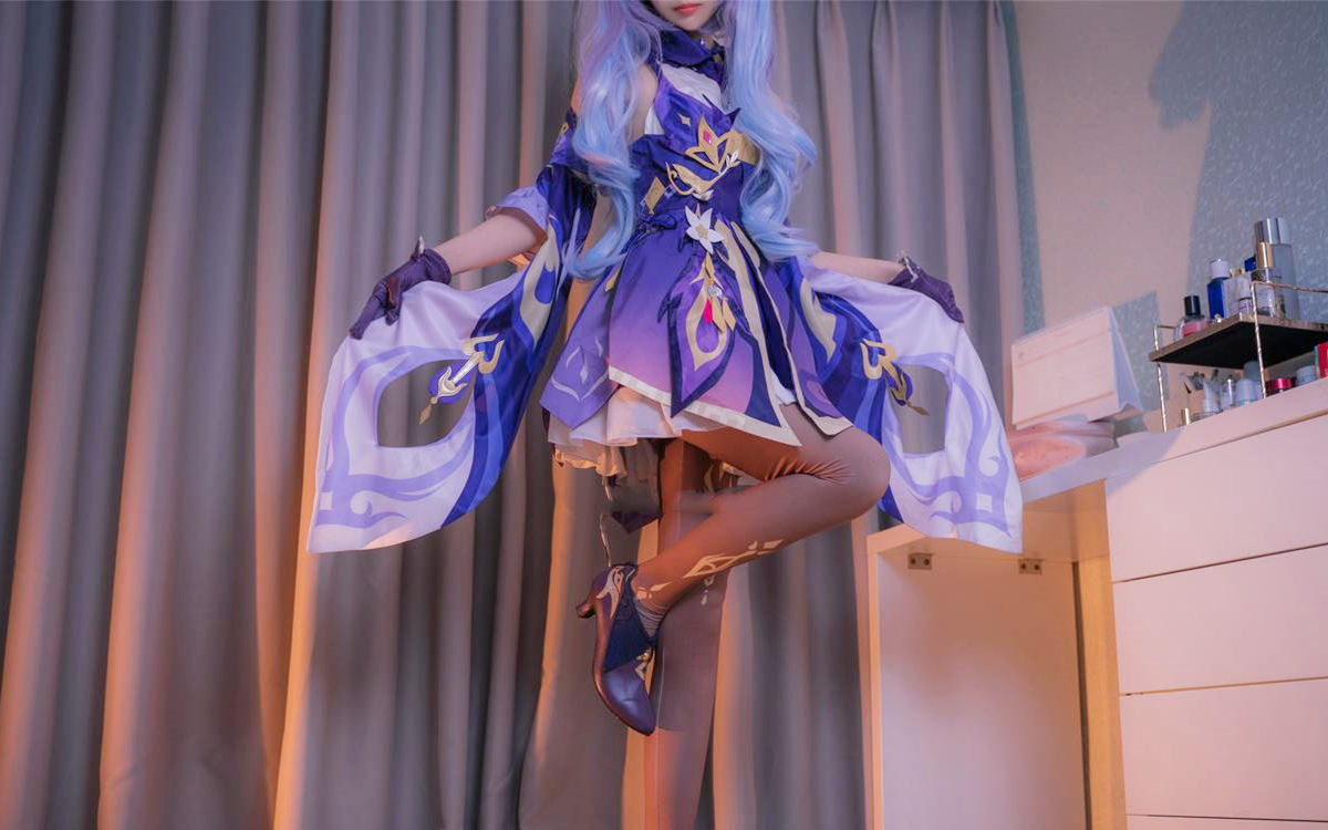 铃木美咲刻晴篇深喉足交黑丝