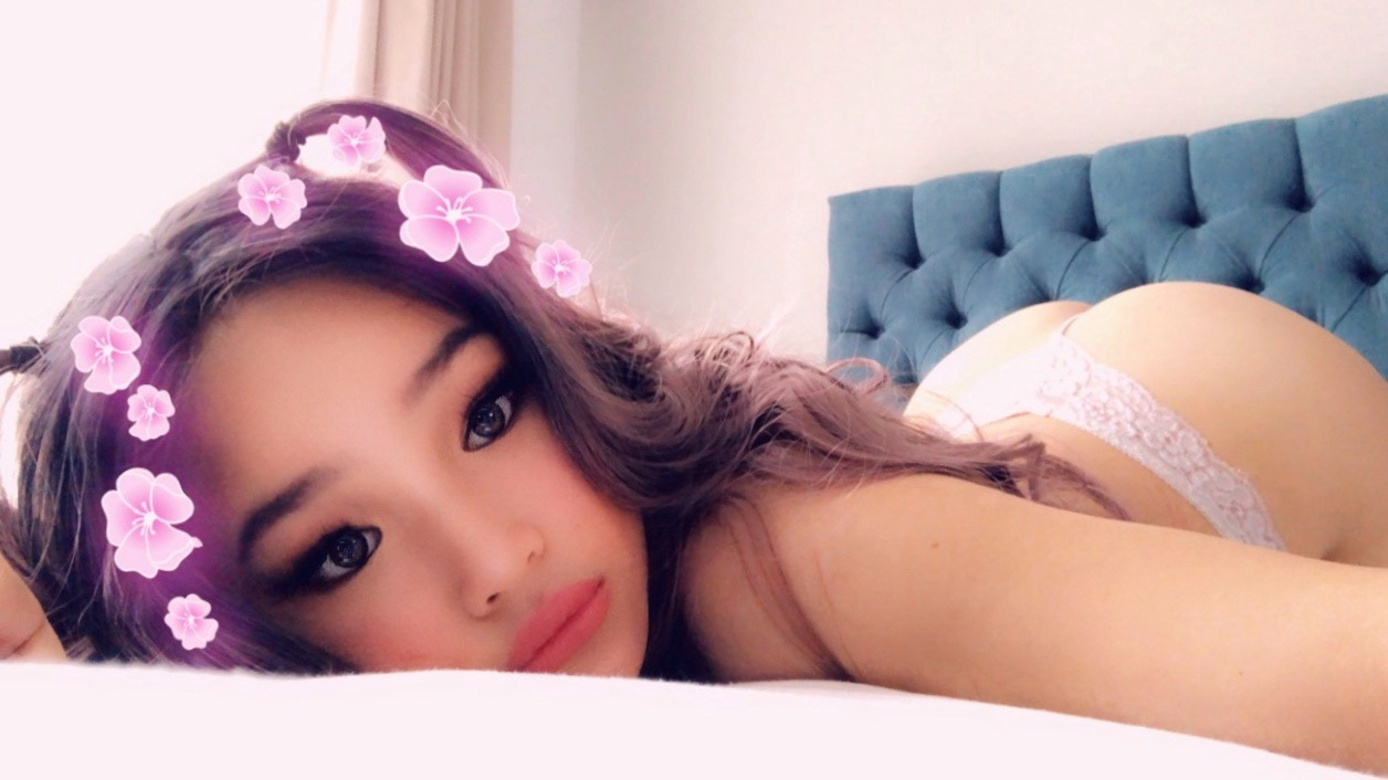 华裔美女摩天大楼阳台上激情澎湃又粗又大的JB插得欲仙欲死