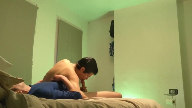 直男第一同性恋bj和cum