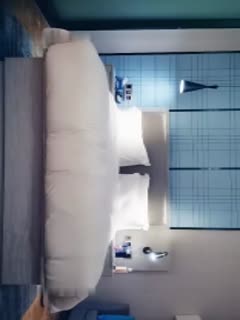 长相甜美粉衣妹子TP啪啪，调下情再洗澡舔弄特写口交，扣逼床边大力猛操呻吟娇喘