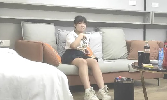 2000约腼腆小姐姐这颜值怎么忽高忽低的翘臀圆润小伙暴力插逼陶醉其中爽了