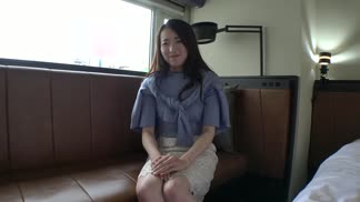 SIRO-3990【首次拍攝】【一邊臉紅一邊…】【謝謝老公】把內褲整個弄濕的欲求不滿妻子。一邊害羞一邊也很有感覺的妻子…在網路上AV應徵→AV體驗攝影 1255