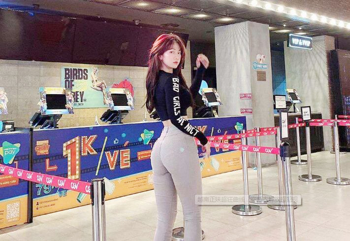 真实约炮极品172CM长腿S健身房私人教练扛腿黑丝抽操无套颜射肛塞刺激