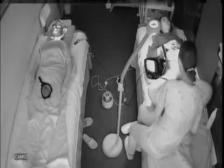 【偷拍美容院】多个美少妇乖乖掰开双腿給逼逼做激光美白护理